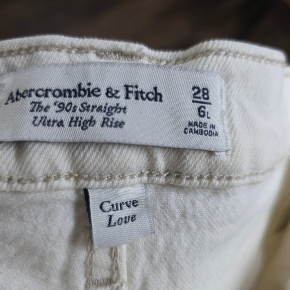 Abercrombie & Fitch White Straight Leg Jeans - Picture 6 of 9